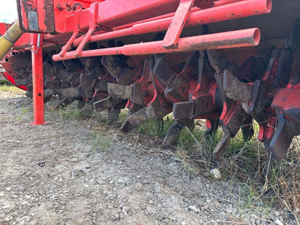 Kuhn EL 142-300 Gradas vibratorias / rotocultivadoras
