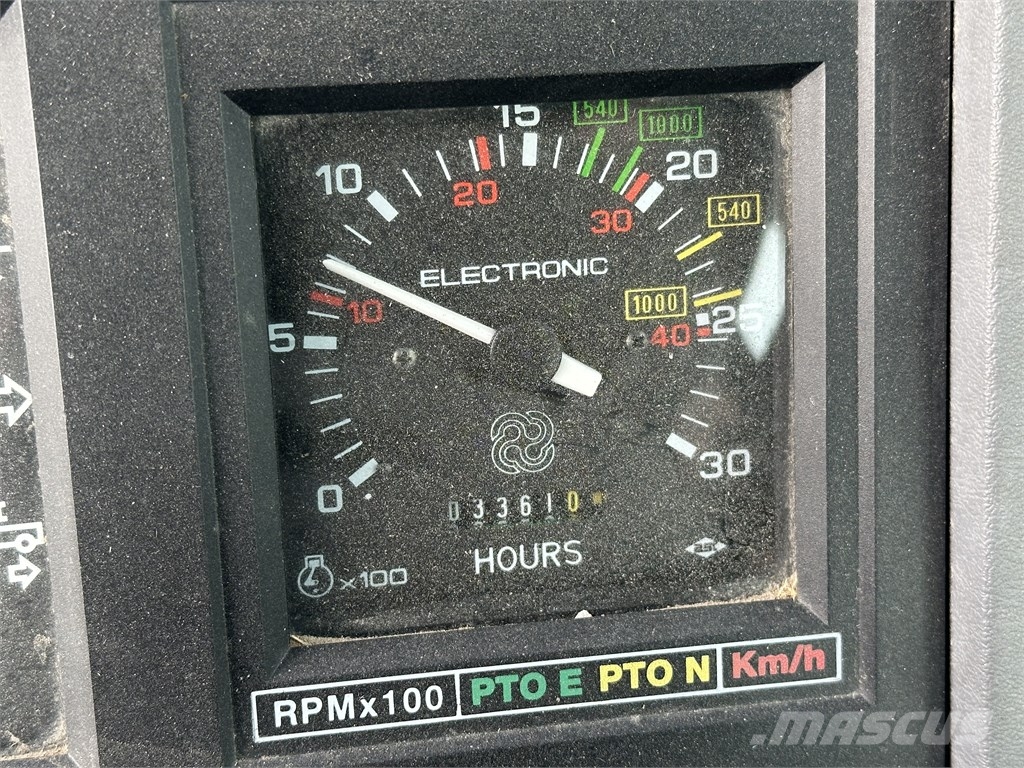 Hürlimann H909 XT DT Traktorer