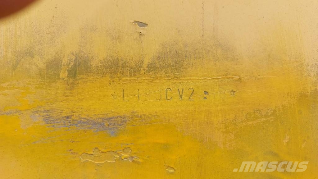 Volvo L 180 C لوادر بعجل