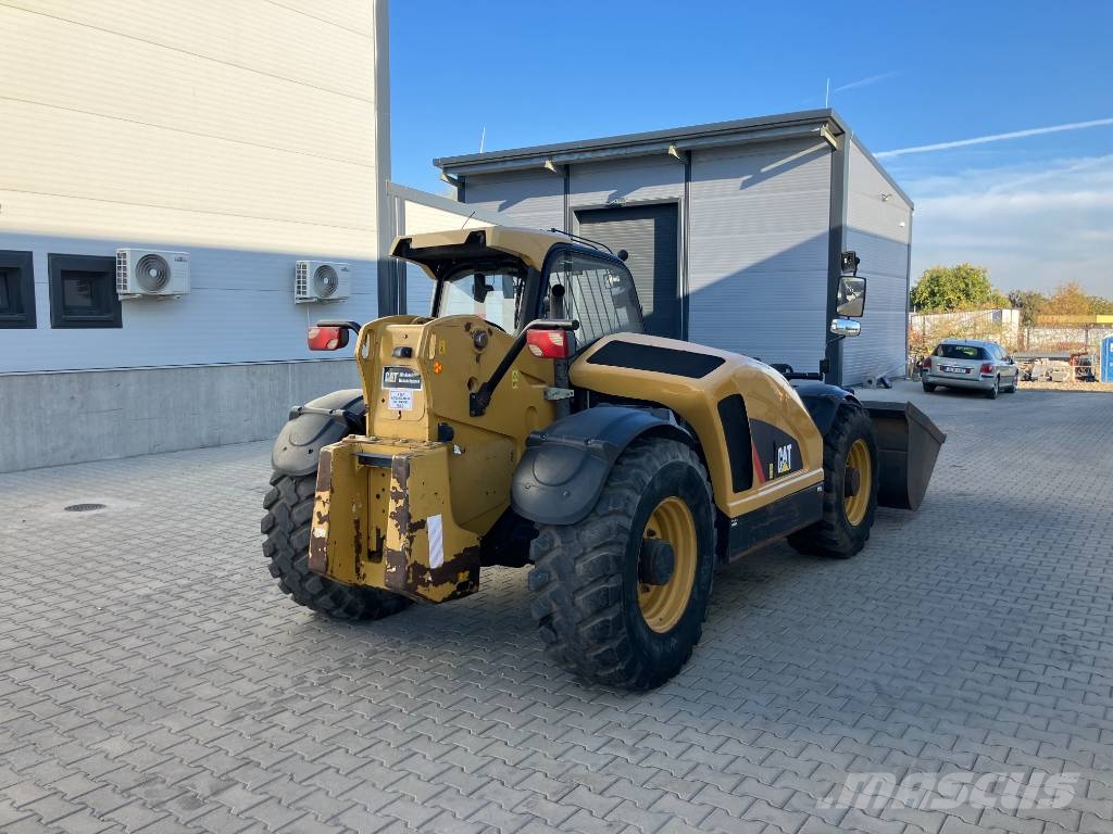 CAT TH 407 C AG Teleskopiskie manipulatori
