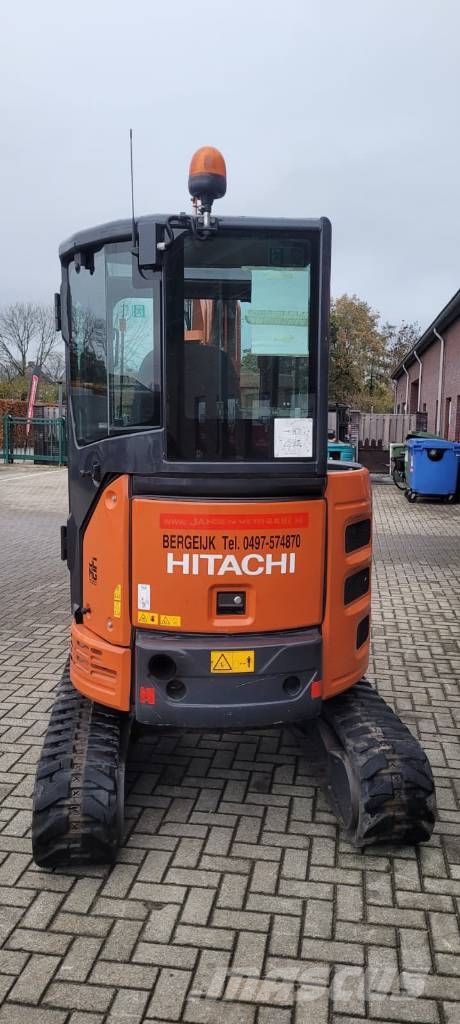 Hitachi ZX26u Miniescavadeiras < 7t (Mini escavadeiras)