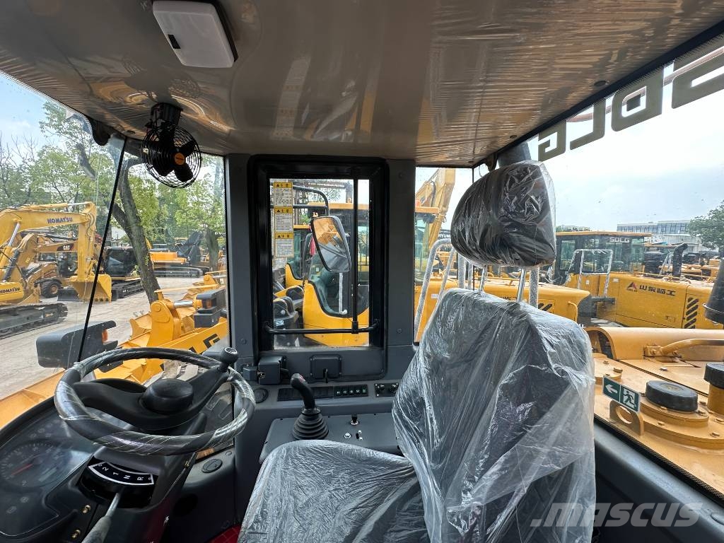 SDLG LG 956 L   Plenty of wheel loaders in stock Læssemaskiner på hjul