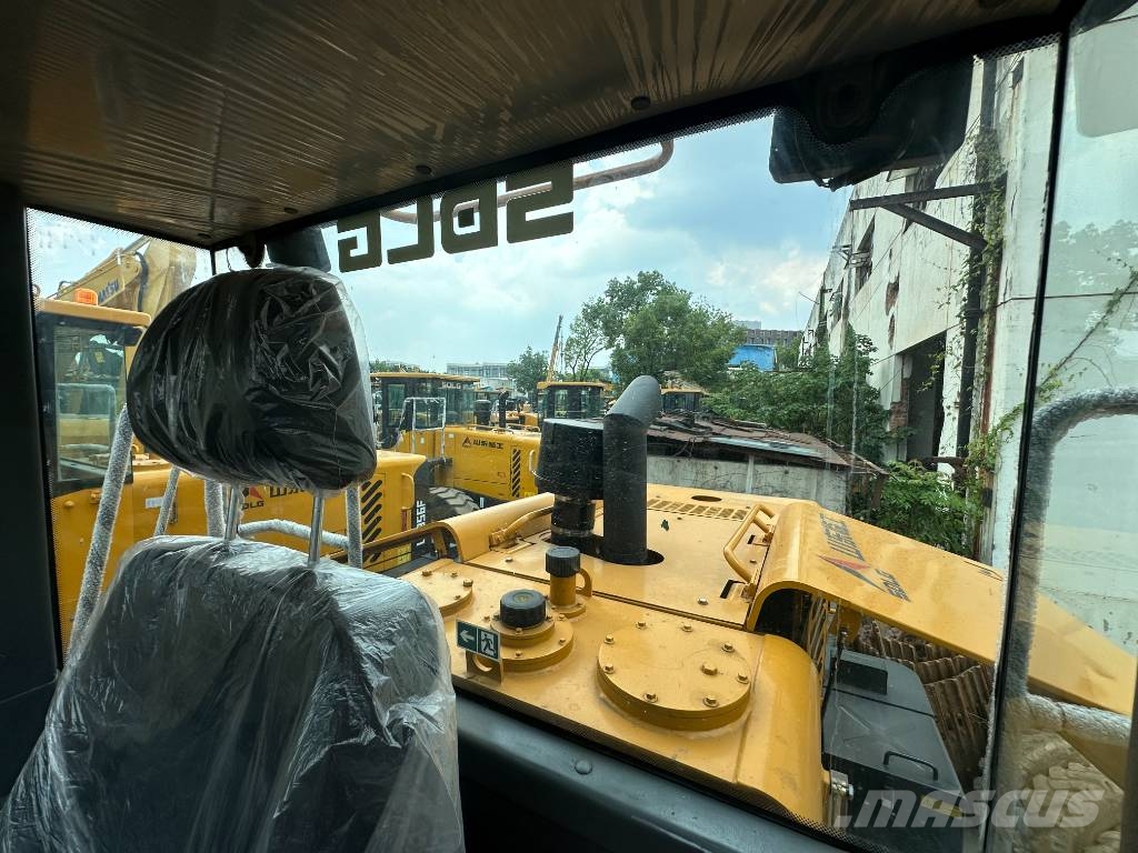SDLG LG 956 L   Plenty of wheel loaders in stock Læssemaskiner på hjul