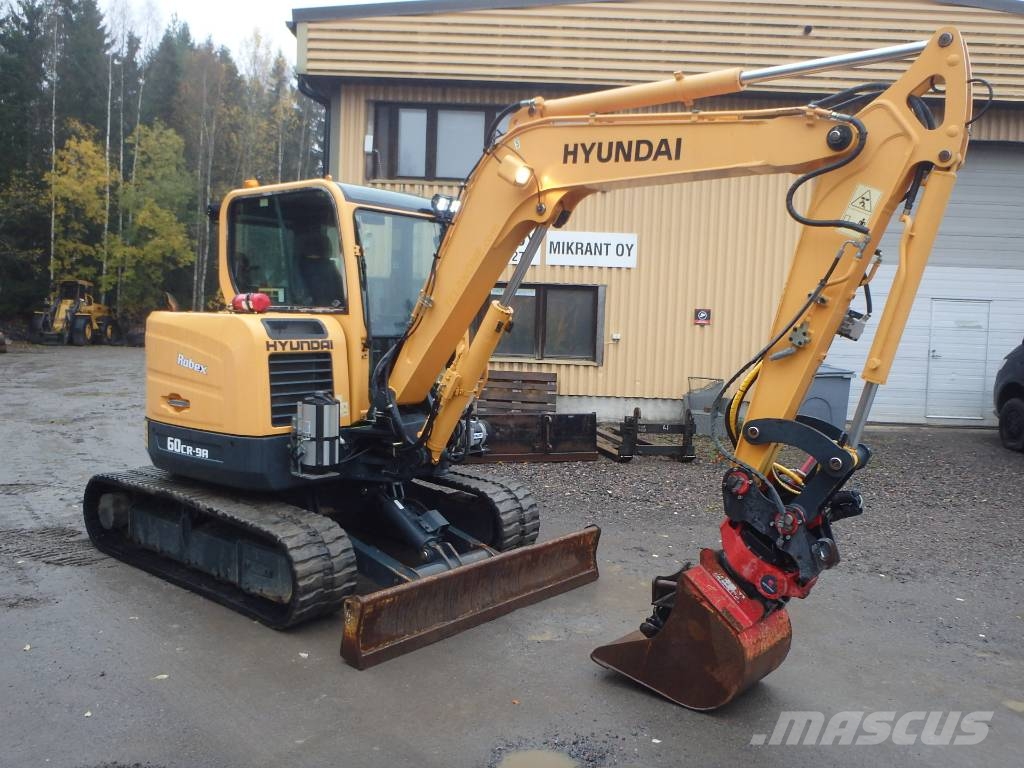 Hyundai Robex 60 CR-9 A pyörittäjä, 3 kauhaa ja koura Minigraafmachines < 7t
