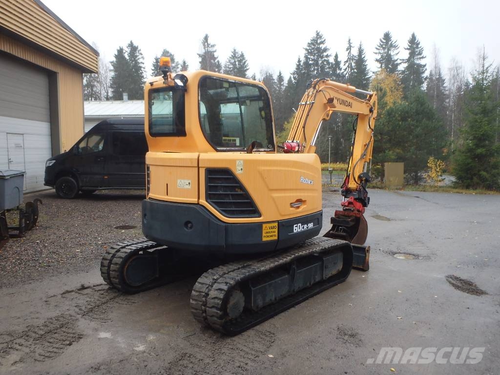 Hyundai Robex 60 CR-9 A pyörittäjä, 3 kauhaa ja koura Minigraafmachines < 7t