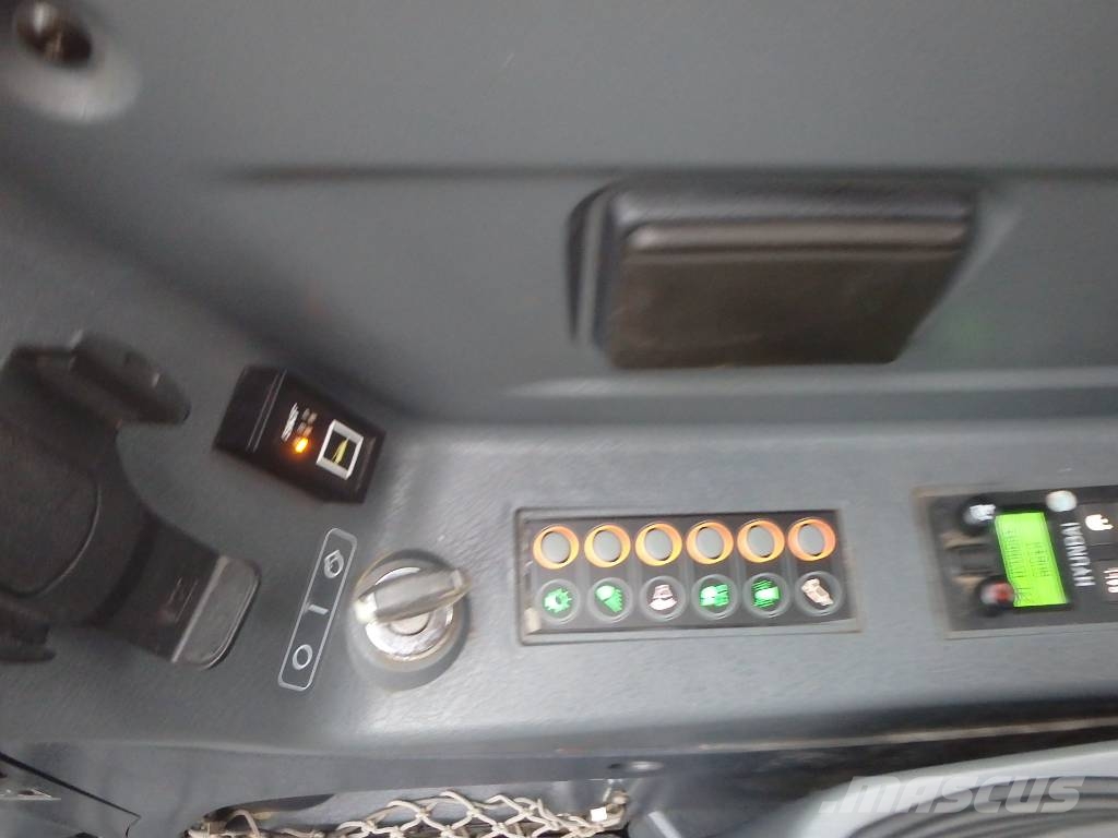 Hyundai Robex 60 CR-9 A pyörittäjä, 3 kauhaa ja koura Minigraafmachines < 7t