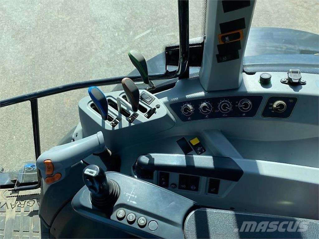 Valtra A105 + ALÖ G4S DME Frontlader 拖拉机/农用车