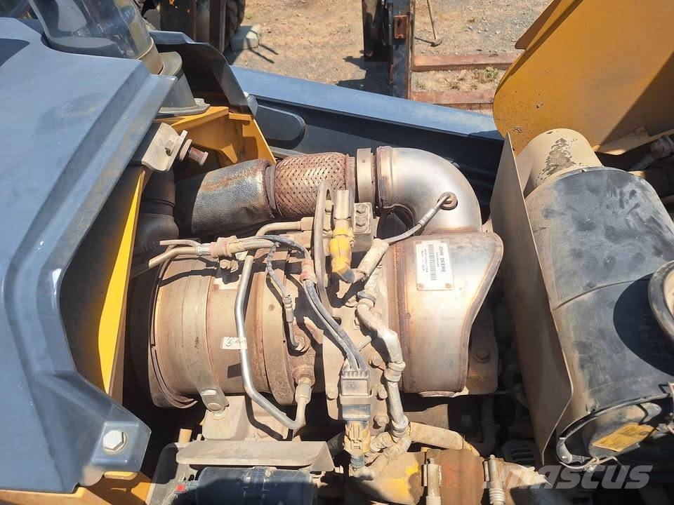 John Deere 310 SK Екскаватори-навантажувачі