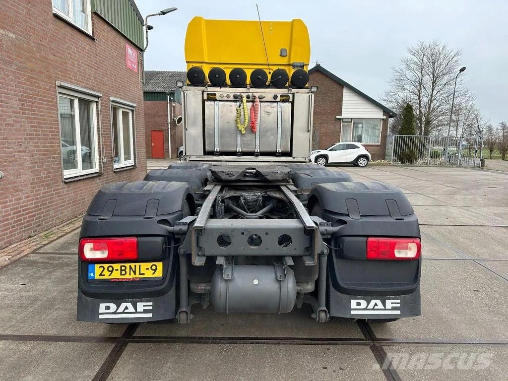 DAF XF 530 8X4 - 140 TON - INTARDER - 324343 KM Tractor Units