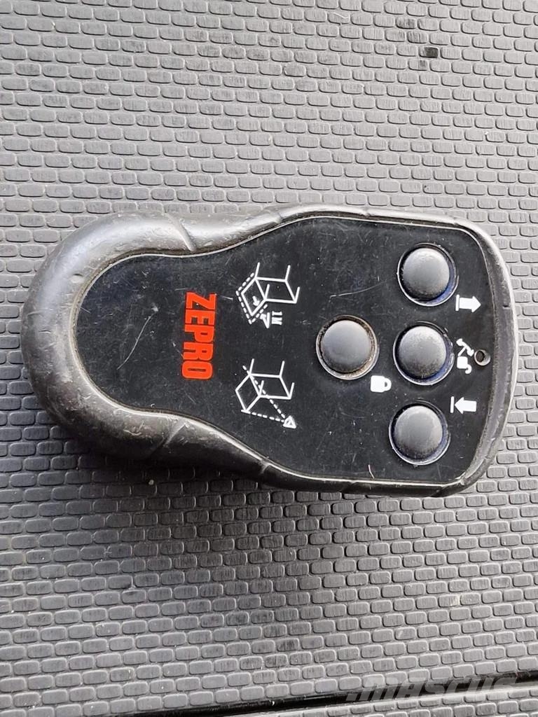 Volvo FM 460 6x2 - Carrier 1250 Frigo - Full air - 5.60 Camiones con temperatura controlada