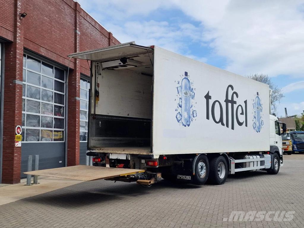 Volvo FM 460 6x2 - Carrier 1250 Frigo - Full air - 5.60 Camiones con temperatura controlada