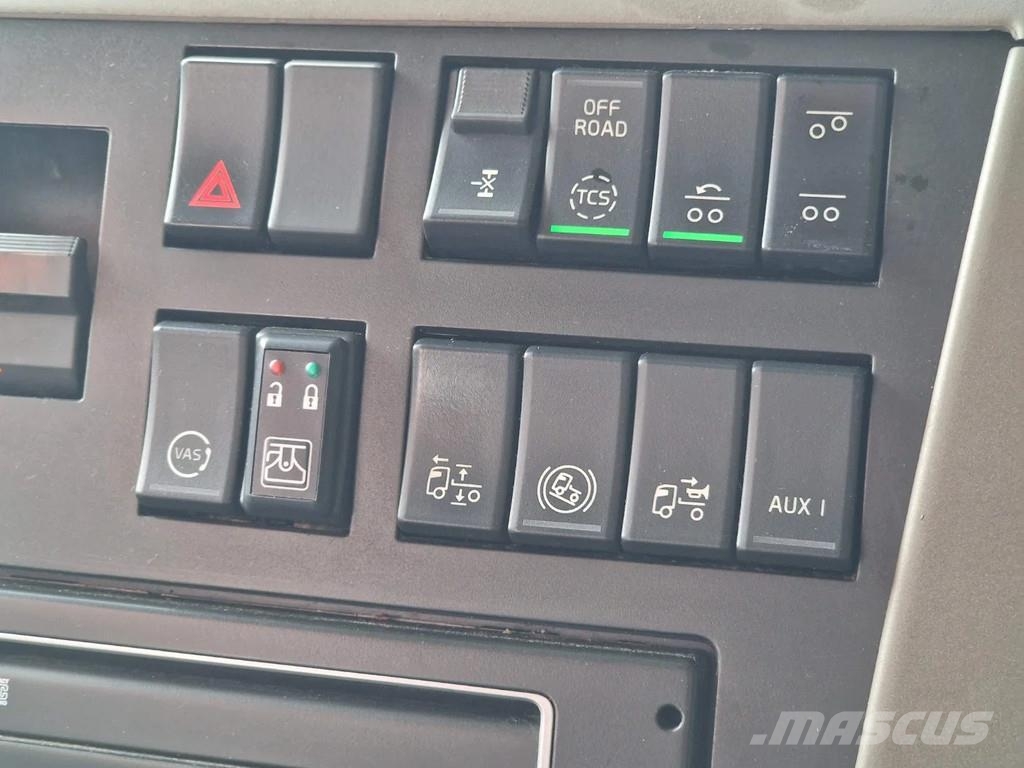 Volvo FM 460 6x2 - Carrier 1250 Frigo - Full air - 5.60 Camiones con temperatura controlada
