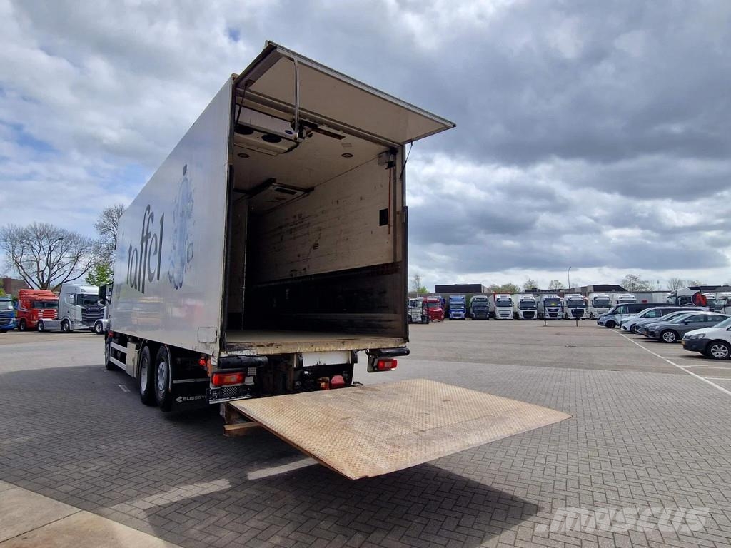 Volvo FM 460 6x2 - Carrier 1250 Frigo - Full air - 5.60 Camiones con temperatura controlada