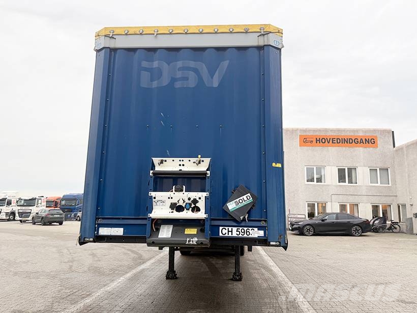 Krone 3 axle Curtainsider / Planenauflieger Tentinės puspriekabės