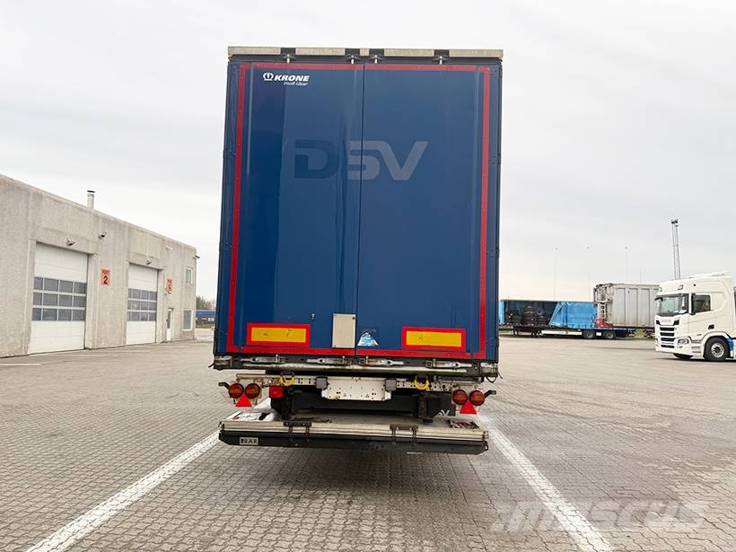 Krone 3 axle Curtainsider / Planenauflieger Tentinės puspriekabės