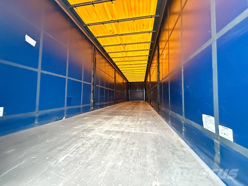 Krone 3 axle Curtainsider / Planenauflieger Tentinės puspriekabės