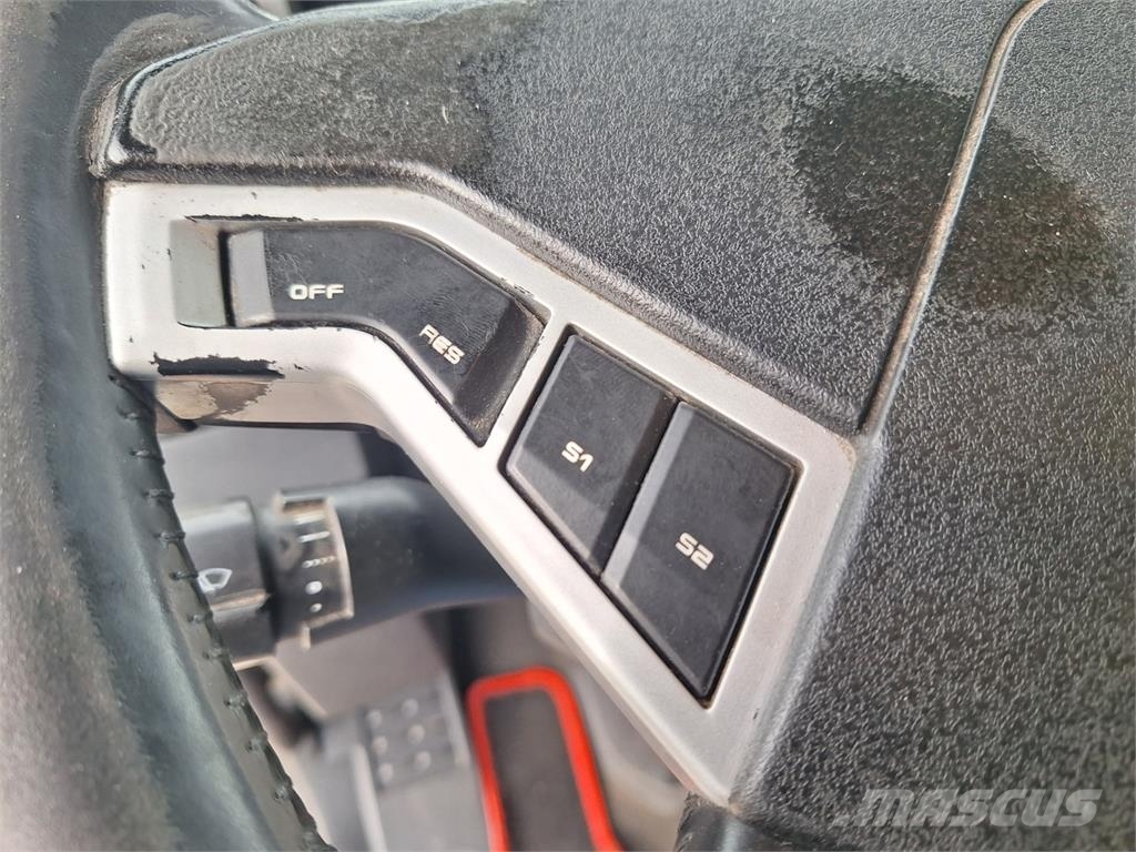 Renault T 380 + PANAV TV010M شاحنات مسطحة/مفصلية الجوانب