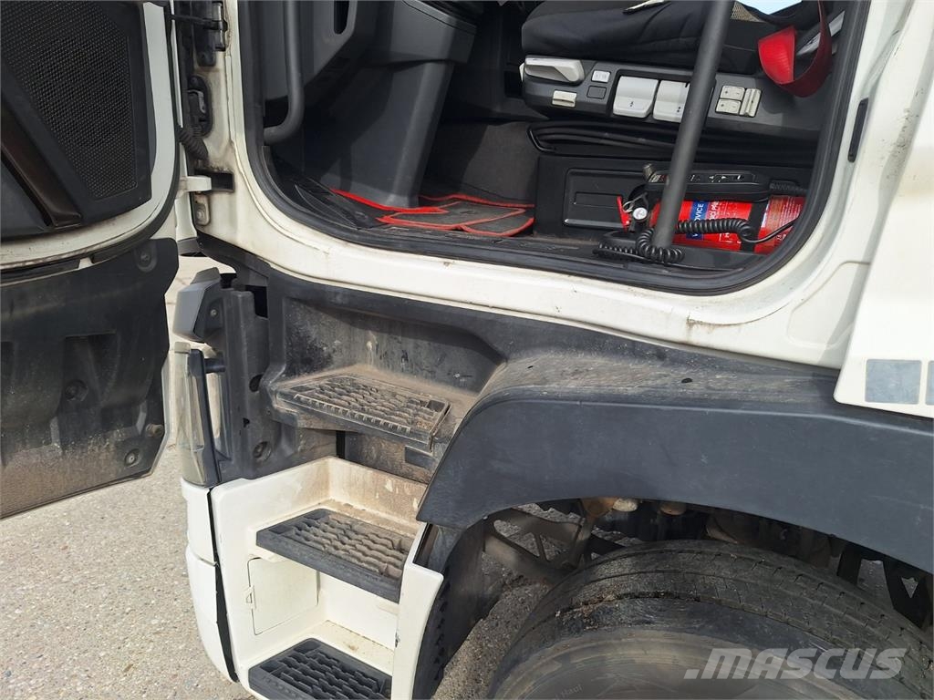 Renault T 380 + PANAV TV010M شاحنات مسطحة/مفصلية الجوانب