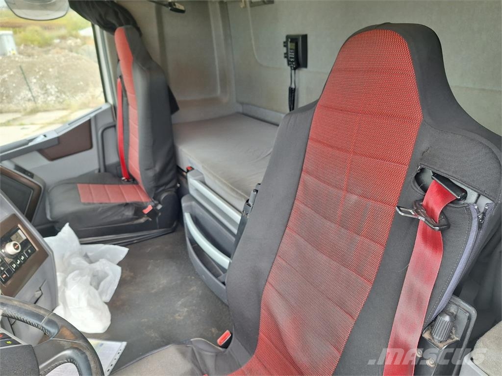Renault T 380 + PANAV TV010M شاحنات مسطحة/مفصلية الجوانب