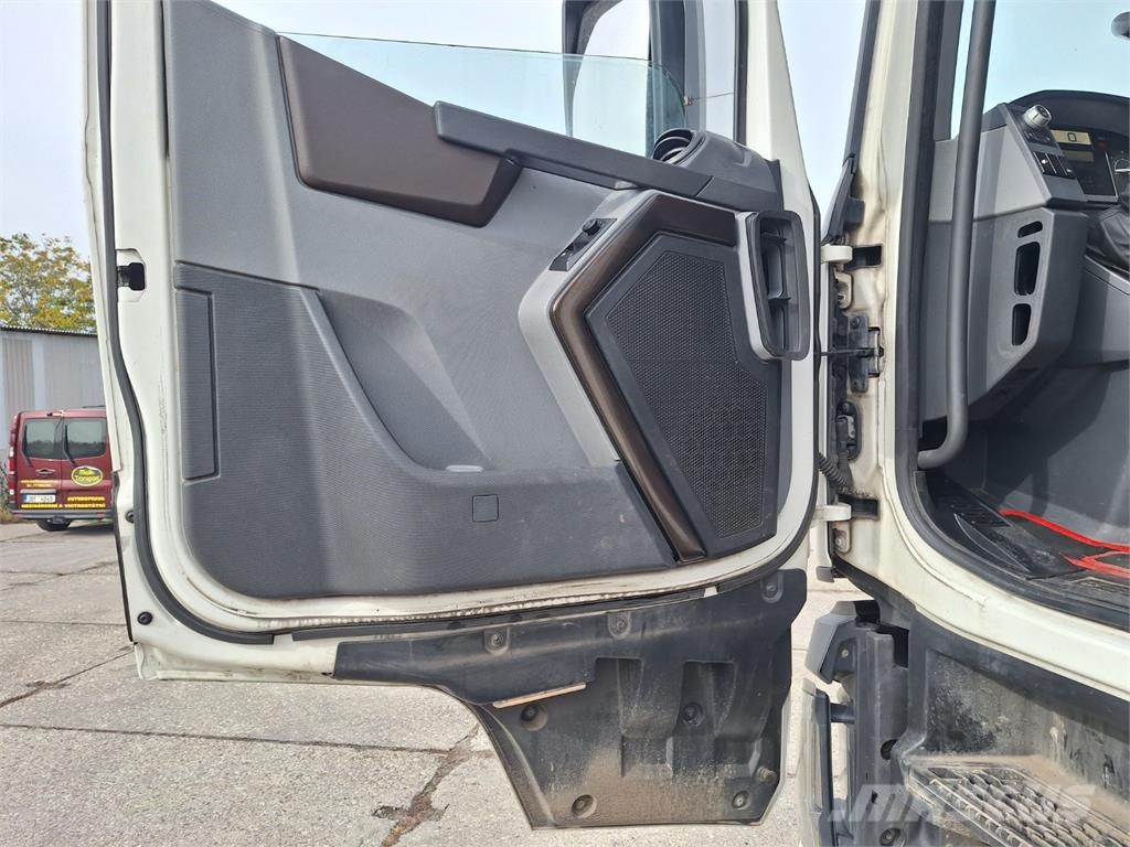 Renault T 380 + PANAV TV010M شاحنات مسطحة/مفصلية الجوانب