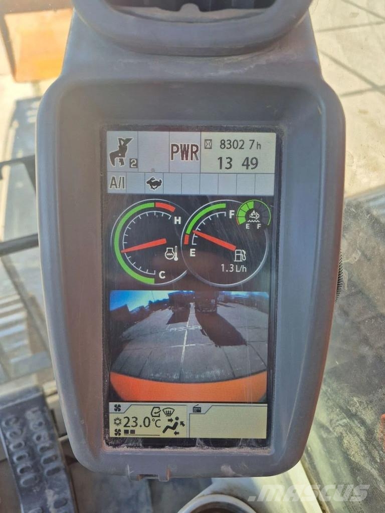 Hitachi ZX250LCN-6 حفارات زحافة