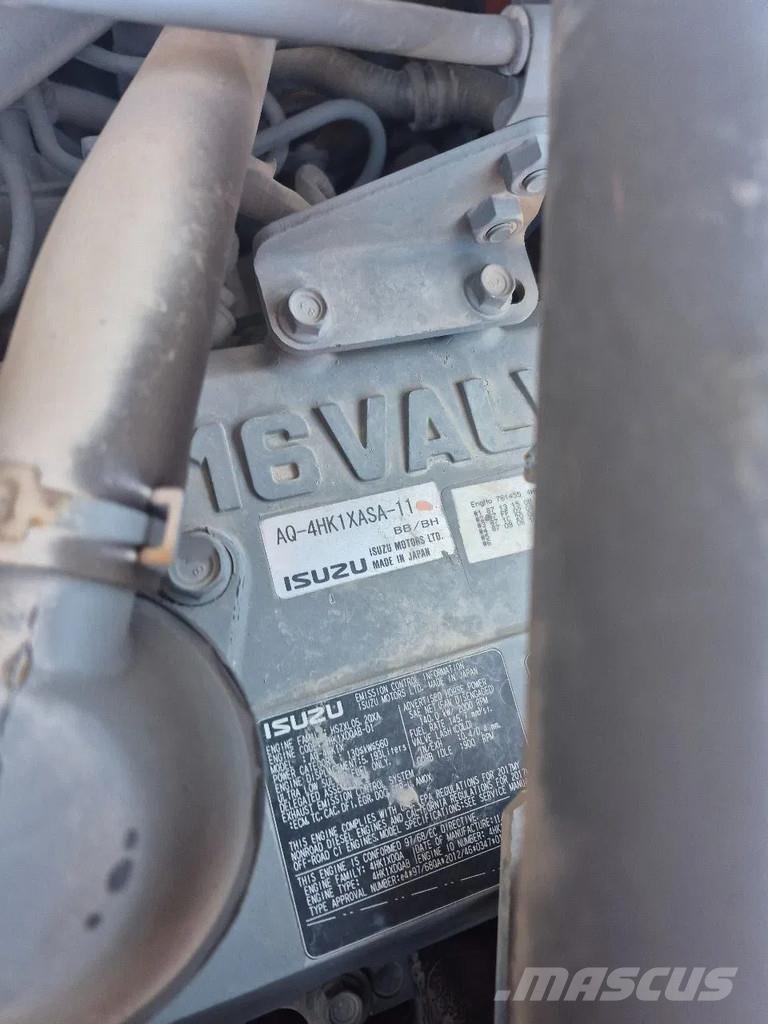 Hitachi ZX250LCN-6 حفارات زحافة