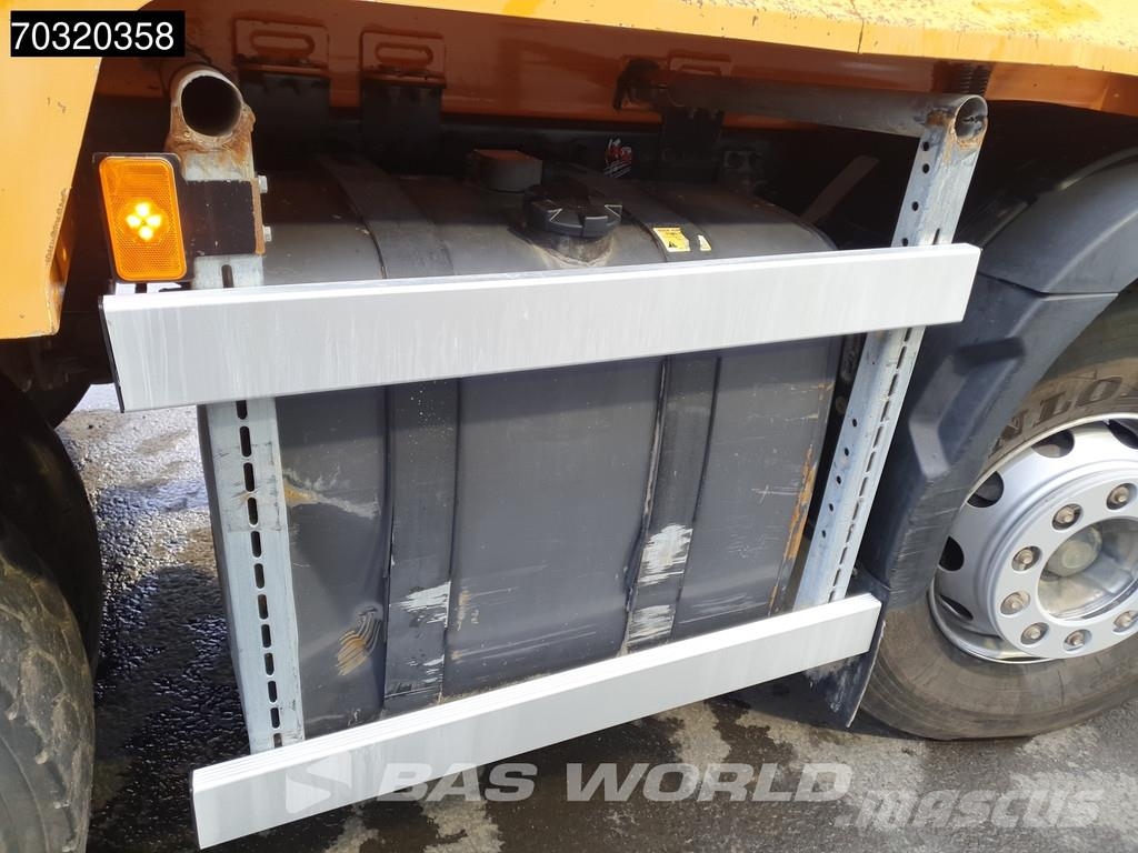 Renault K 480 8X4 16m3 tipper Steel suspension Big-Axle Op Самосвал