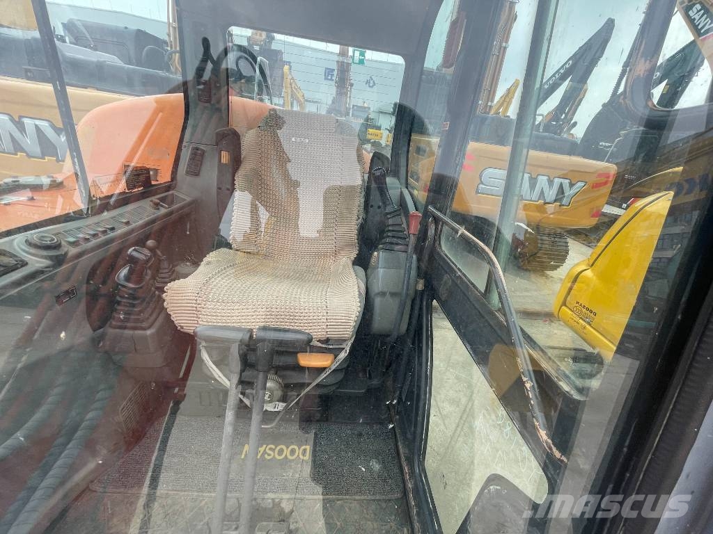 Doosan DX 60 小型挖掘机