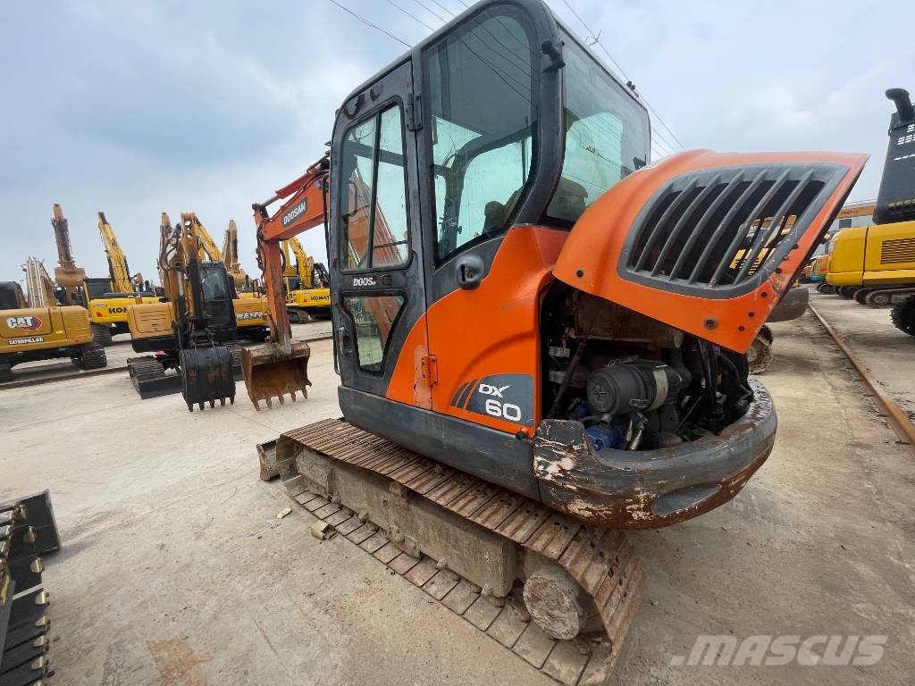 Doosan DX 60 小型挖掘机