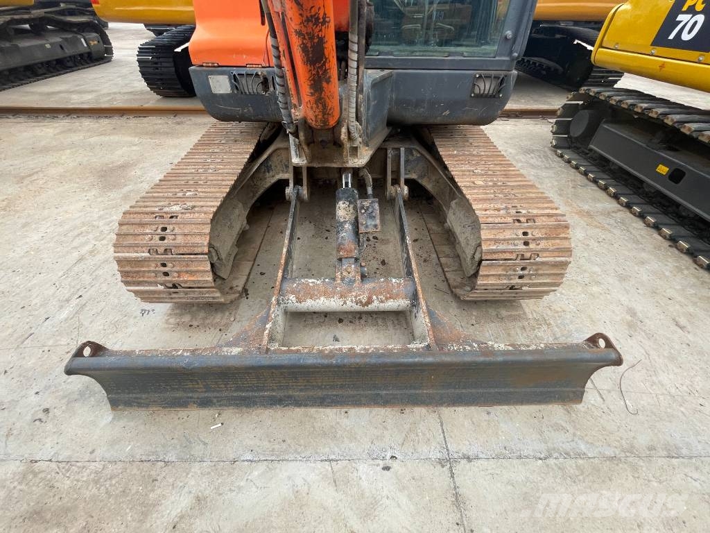 Doosan DX 60 小型挖掘机