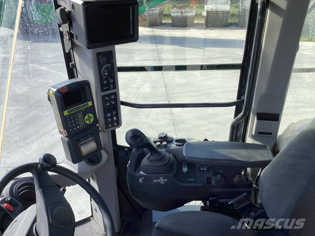 Komatsu WA 475-10E0 Kolesni nakladalci