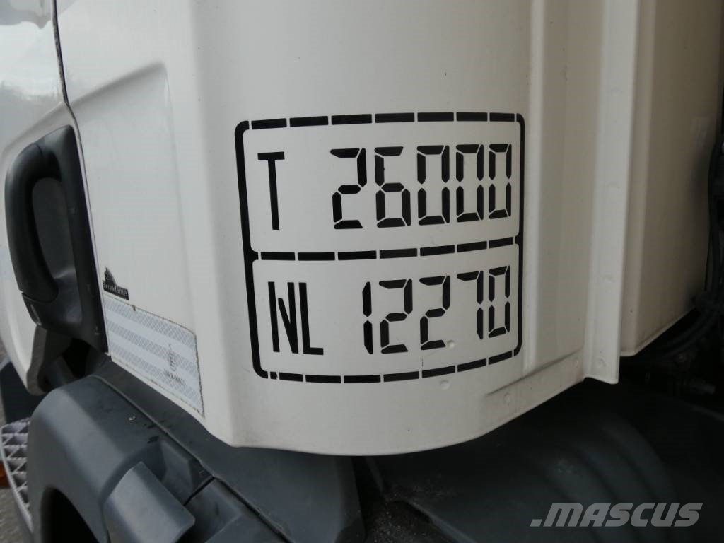 Scania P 320 Camiones con temperatura controlada