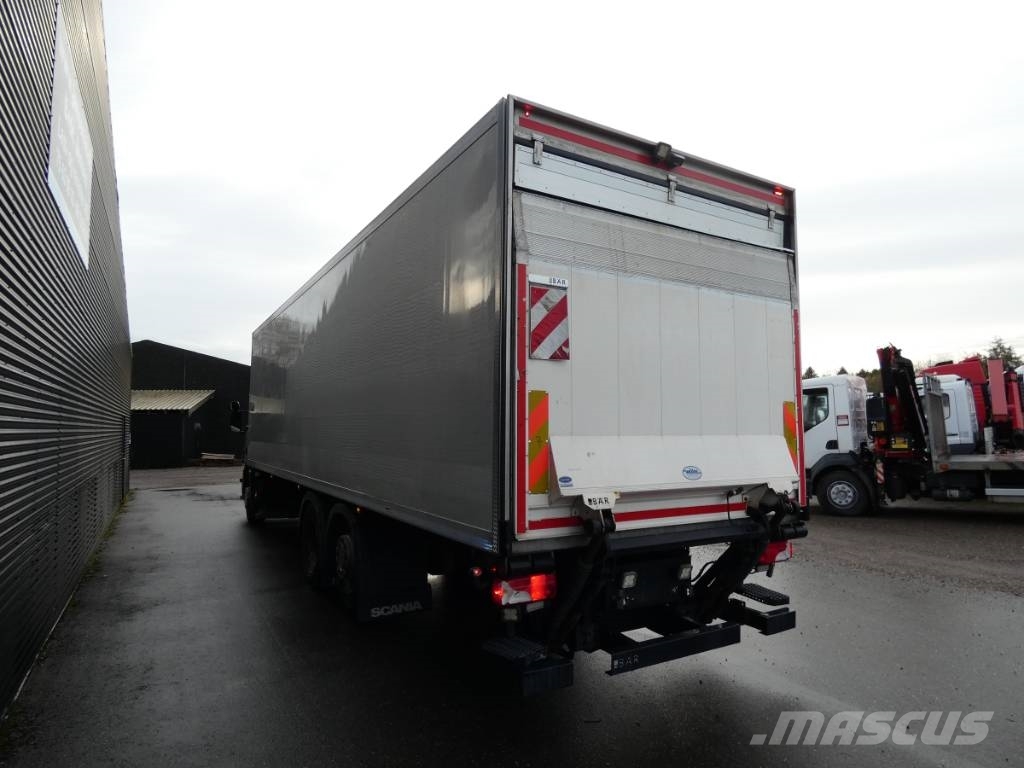 Scania P 320 Camiones con temperatura controlada