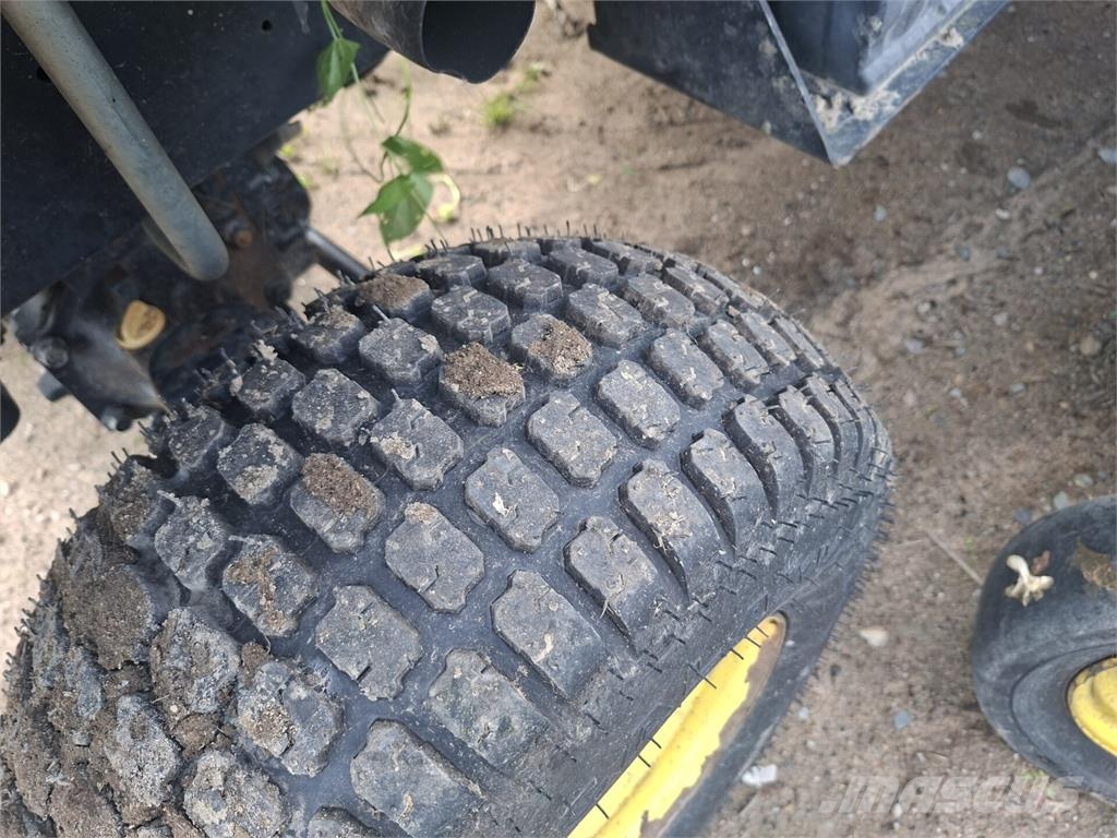 John Deere 1600 WAM Turbo ركوب الحشائش
