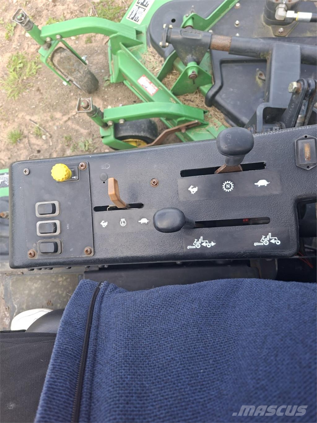 John Deere 1600 WAM Turbo ركوب الحشائش