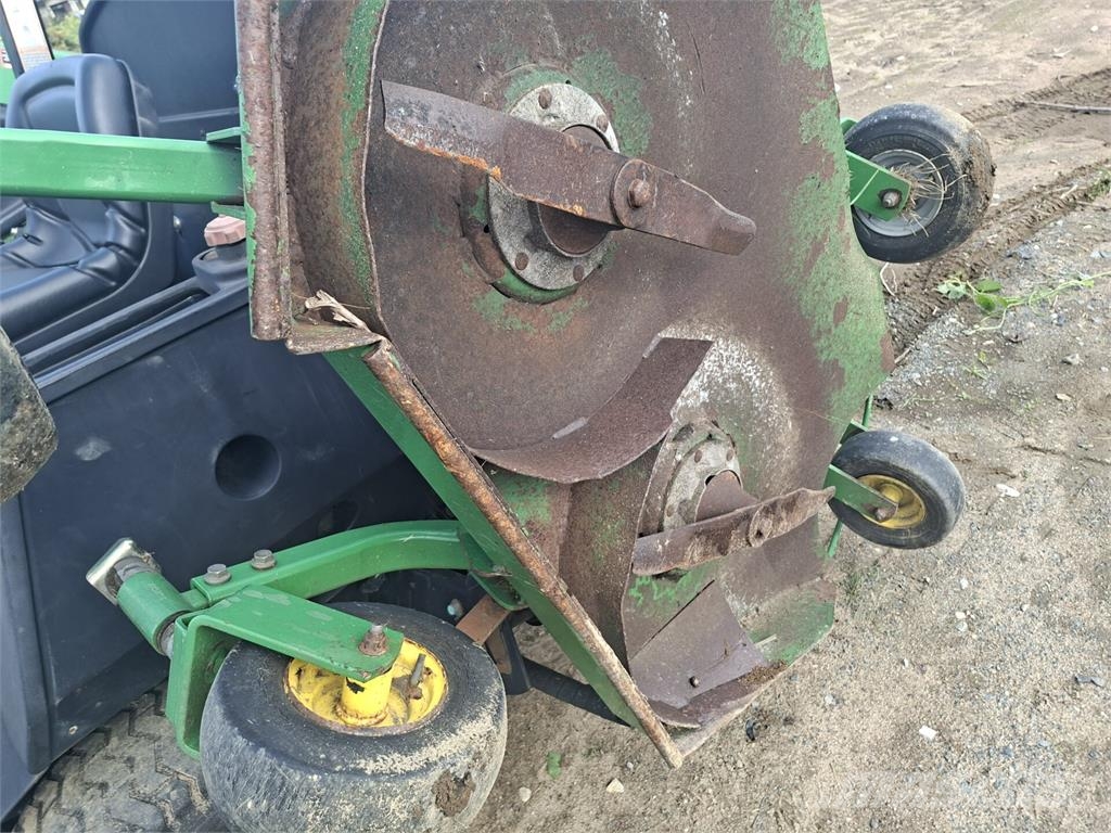 John Deere 1600 WAM Turbo ركوب الحشائش