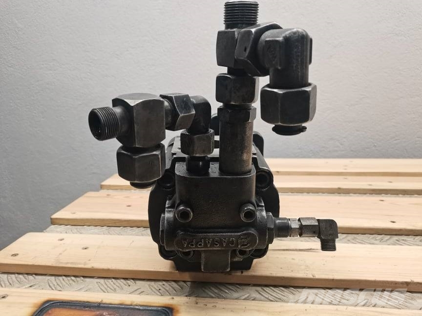 Manitou MT 932 {Casappa 03580501} hydraulic pump Hidraulika
