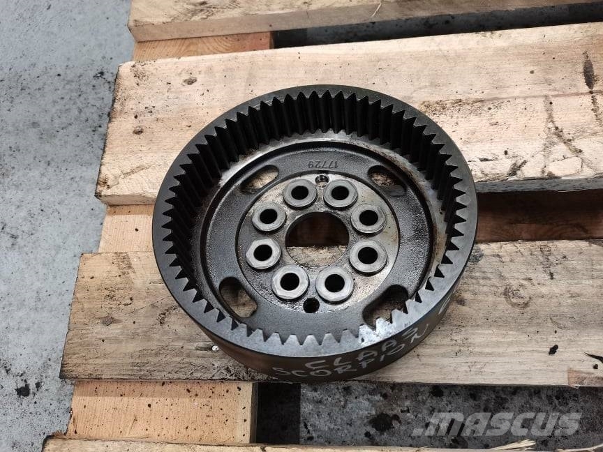 JLG 307 {wreath portal axle Carraro} 軸