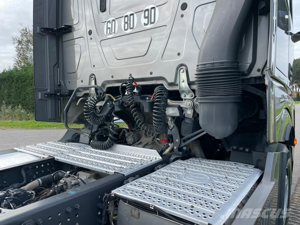 Mercedes-Benz ACTROS 1853 LS 4X2 Prime Movers