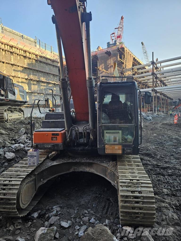 Doosan DX 300 LC-5 Bageri guseničari
