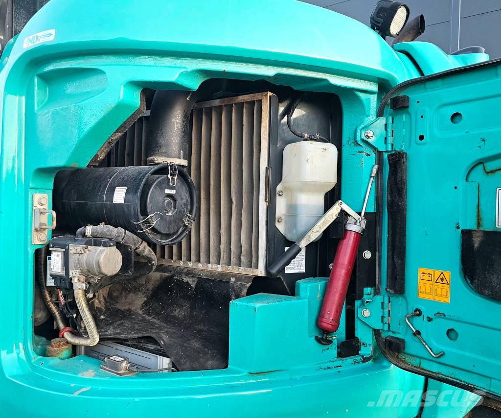 Kobelco SK 140 SRLC-5 Beltegraver