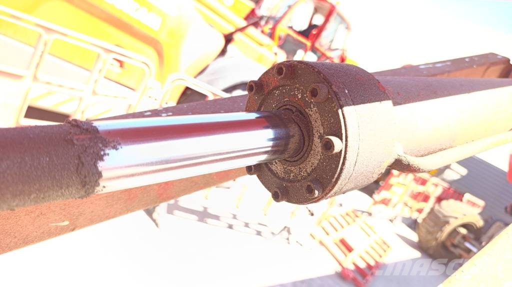 JLG 860 SJ Nacelles télescopiques