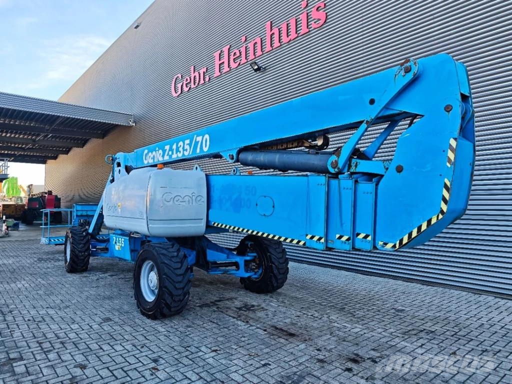 Genie Z-135 Teleskopiniai keltuvai