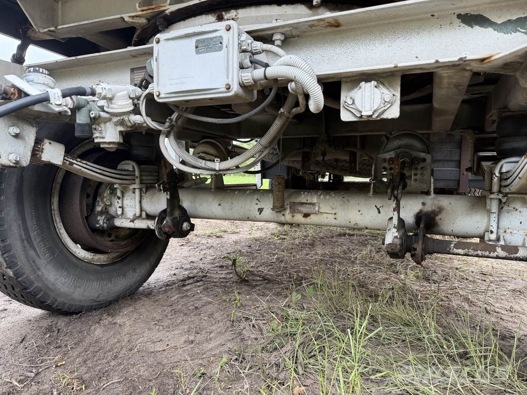 Kässbohrer 6 meter landbouw wagen Voiture