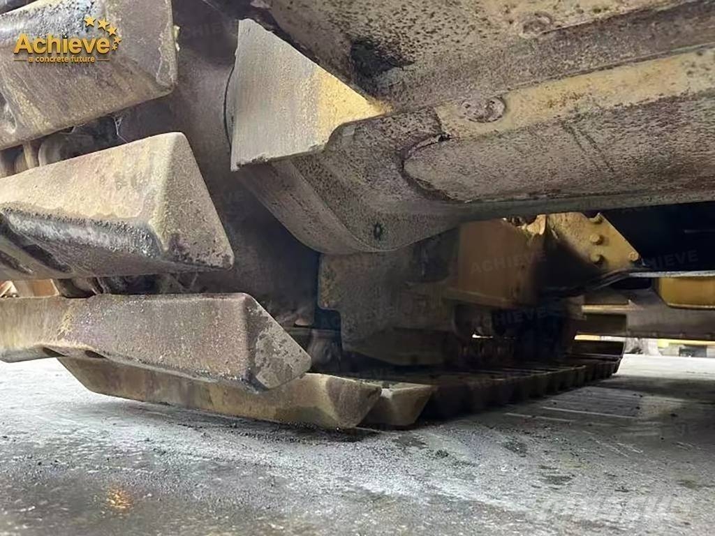 CAT D 3 Pásové dozéry