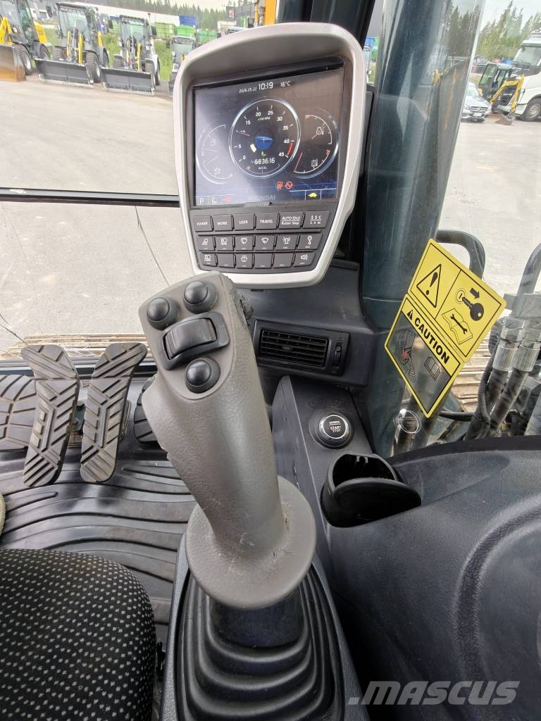 Hyundai HX180L Bageri guseničari