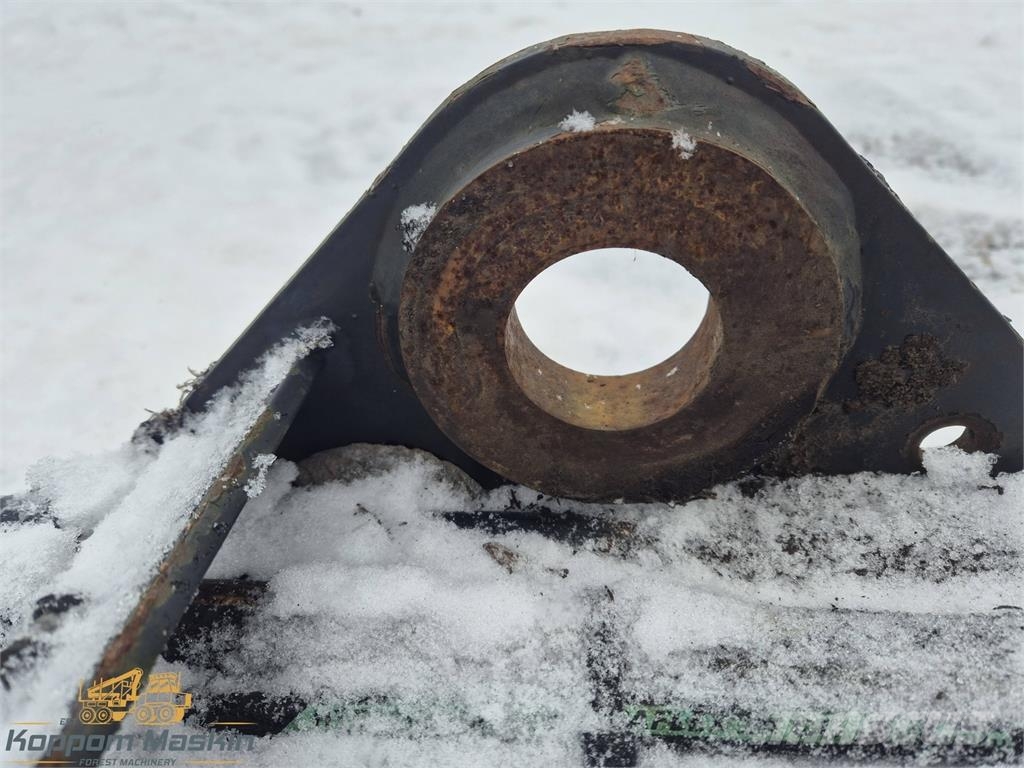 Loglift 180 Kraner til skovningsmaskine