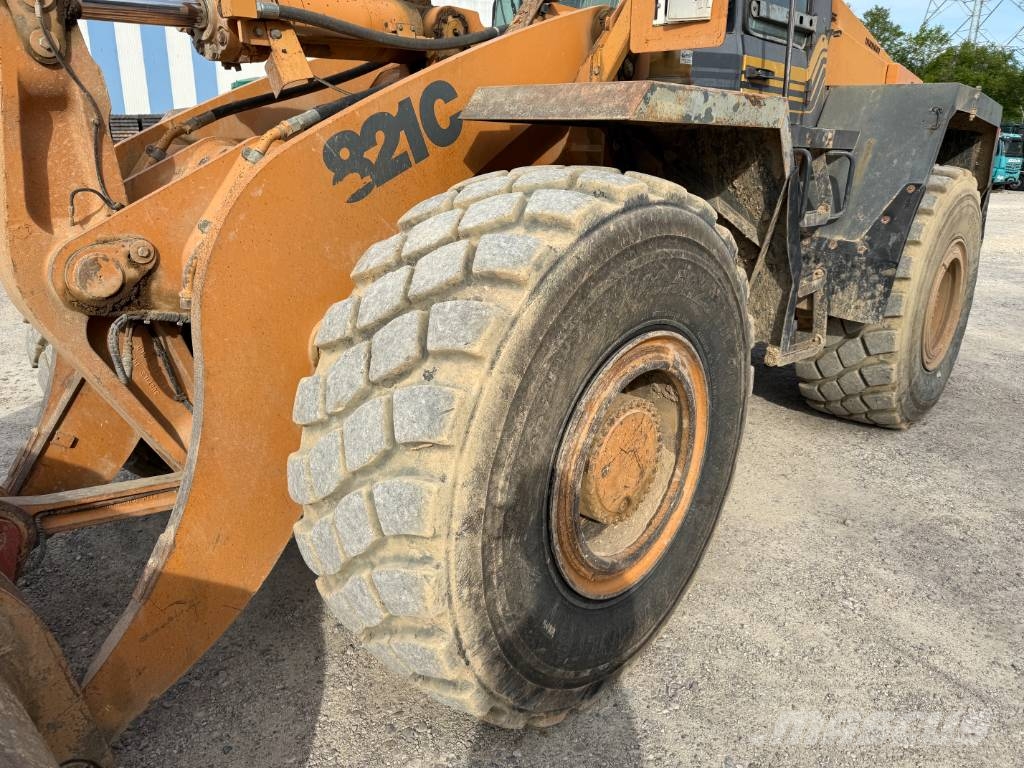 CASE 821C Radlader Klima Zentralschmierung Φορτωτές με λάστιχα (Τροχοφόροι)