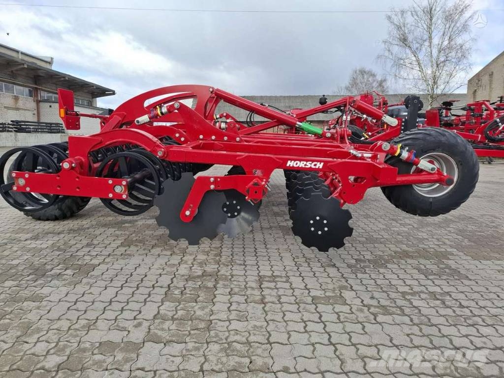 Horch Joker 5 RT زحافات ساحقة