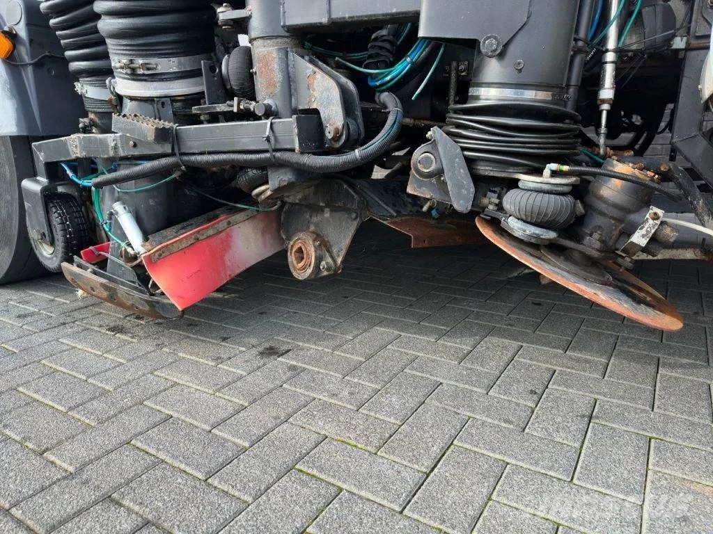 MAN TGM 18.240 4X2 + FAUN VIAJET 6R/HS SWEEPING TRUCK/ Kamioni za čišćenje ulica